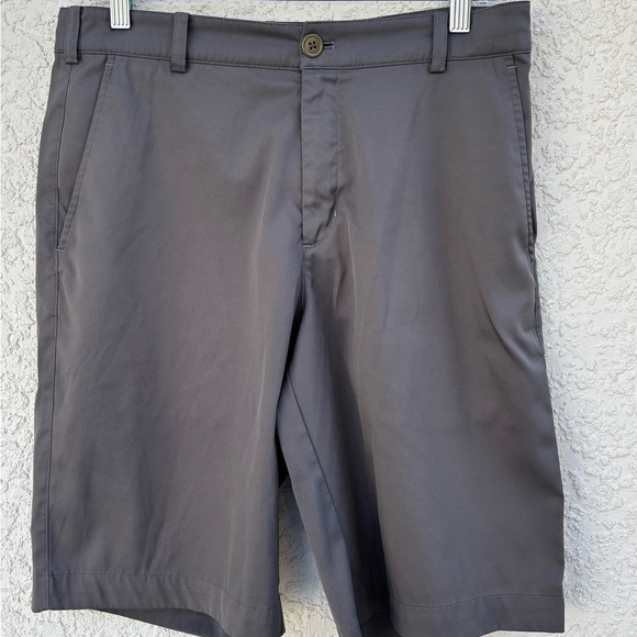 Nike Gray Flat Front Shorts for Casual Comfort‎ - Picture 1 of 9